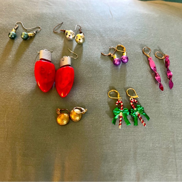 Jewelry - Christmas earring assortment